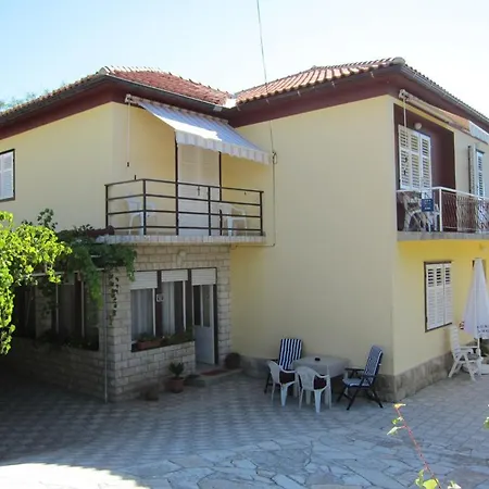 Appartement & Sanja